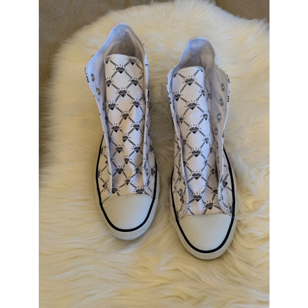 Converse |. Chuck Taylor All Star 70 Hi
Style 104048F Diamond | Size 11 - Picture 3 of 15